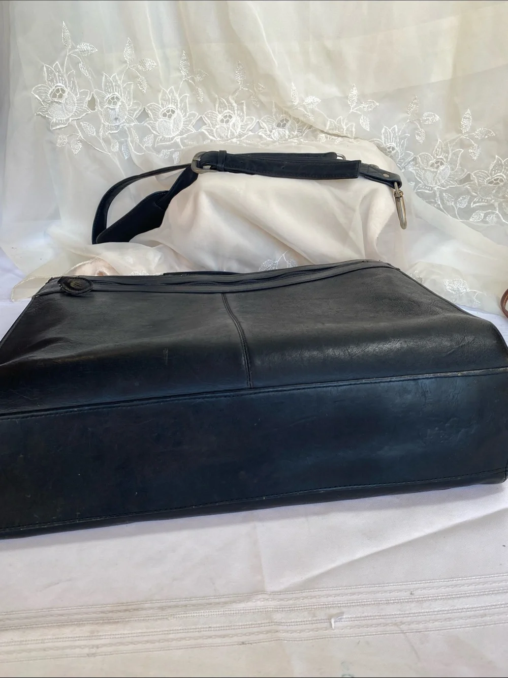 Vintage Frye Black Leather Flap Briefcase Laptop Bag with Detachable Strap